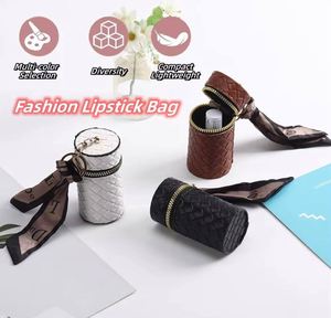 Porte-clés pour baume à lèvres, étui à baume à lèvres avec clip de chaîne, accessoires pour clés de maison et de voiture, pour femmes, pour le rangement de portefeuilles, écouteurs et clés - Product Image 4
