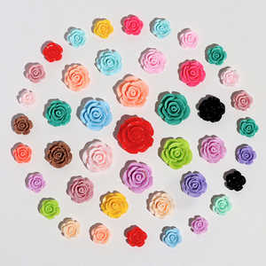 Accesorios pequeños <span class=keywords><strong>de</strong></span> resina <span class=keywords><strong>de</strong></span> rosa simulada KI Creator, botones decorativos <span class=keywords><strong>de</strong></span> camelia para manualidades, materiales para decoración <span class=keywords><strong>de</strong></span> uñas. - Product Image 1