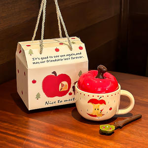Mug en céramique mignon avec couvercle et cuillère, motif pomme de dessin animé, pour le bureau ou la maison - Product Image 1