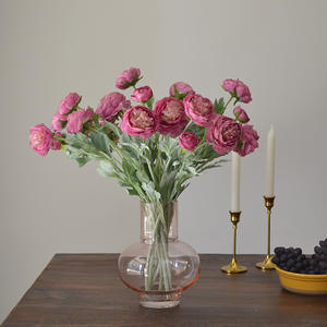 IJ035 Chine Vente en gros de fleurs artificielles de pivoine et de renoncule, 3 têtes, rouge, en soie artificielle, pour centre de table de mariage - Product Image 5