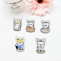 Épingles souples personnalisées pour chat de dessin animé Épinglettes personnalisées en émail plaqué métal pour enfants