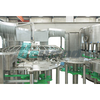 Remplisseuse de bouteilles PET entièrement automatique 2000BPH 5L-10L 3-en-1 pour ligne d'embouteillage d'eau minérale