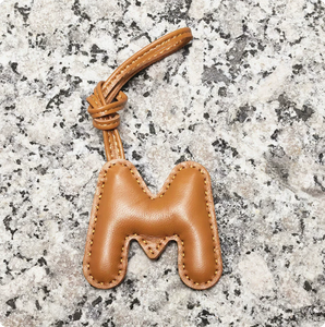 Ciondolo per Borsa <span class=keywords><strong>in</strong></span> Pelle di Pecora Zenos Marrone Chiaro con 26 Lettere Maiuscole, Pendente con Iniziale per Donne, Accessorio per Auto - Product Image 6