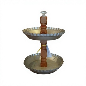 Support à gâteau à 2 niveaux en métal galvanisé avec poteau central en bois et bouton en cristal, parfait pour la présentation de desserts ou la décoration de la maison - Product Image 1