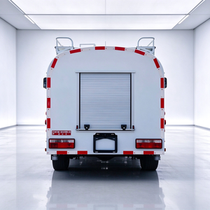 Camion-citerne à eau Dongfeng CLW 4,5 m³ de qualité supérieure, véhicule de lutte contre les incendies, moteur Q23-136E60, pompe à incendie 20 L/s pour la lutte contre les incendies municipaux - Product Image 2
