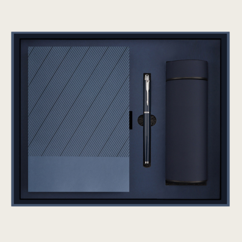 ensemble trois pièces bleu clair