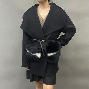 <span class=keywords><strong>Cappotto</strong></span> in Cashmere alla moda da donna con grandi <span class=keywords><strong>tasche</strong></span> di pelliccia di nuovo Design - Product Image 4