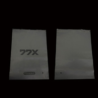 Sacs en plastique PE imprimés sur mesure, pochettes refermables à fermeture éclair avec logo, emballages pour vêtements, sacs à fermeture éclair pour le rangement des vêtements