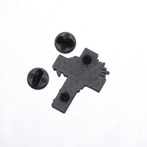 Kreative religiöse Kreuz Porträt Brosche Spaß Schwarz-Weiß-Abzeichen Jesus Kreuz Emaille Anstecknadel - Product Image 6