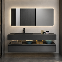 Meuble-lavabo mural noir moderne avec vasque et miroir LED, étagère ouverte, idéal pour projets hôteliers