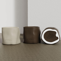Pot à bougie de Noël en céramique rose carré C&H avec boîte cadeau de luxe artisanale réutilisable pour la guérison par les cristaux