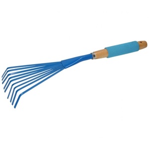 Rastrillo para hojas Kinzo Garden de 38x13 cm con púas de acero ligeras para limpieza de césped y jardín - Product Image 5