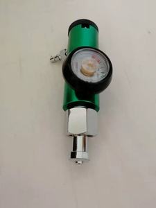 Regulador de gas <span class=keywords><strong>CO2</strong></span> de presión de salida personalizado de <span class=keywords><strong>50psi</strong></span> CGA320 con salida de lengüeta y rango de flujo de 0-4L/min - Product Image 2