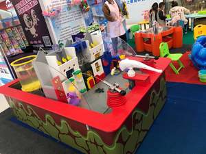 Équipement de <span class=keywords><strong>jeu</strong></span> d'eau doux intérieur pour enfants imitant <span class=keywords><strong>les</strong></span> <span class=keywords><strong>pompiers</strong></span> éteignant <span class=keywords><strong>les</strong></span> incendies pour une utilisation scolaire - Product Image 2