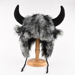 Cappello Cosplay grande cappello di pelliccia di corno di mucca nero per tenere al caldo e proteggere le orecchie in inverno a prova di vento e freddo cappello a testa di mucca - Product Image 1