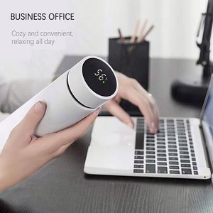 Botella de Agua Inteligente de Acero Inoxidable de 500 ml con Aislamiento al Vacío, Pantalla LED de Temperatura, Logotipo Personalizado de Alta Calidad, para Regalos Empresariales - Product Image 5