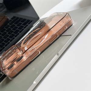 Funda magnética transparente inalámbrica de alta calidad para iPhone 12, 13, 14, 15, 16 Pro Max, funda transparente a prueba de golpes y anti-amarillamiento para iPhone 17 - Product Image 5