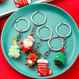 Porte-clés de noël en plastique, forme 3D de dessin animé, cadeau Portable pour couples, amis, camarades de classe - Product Image 1