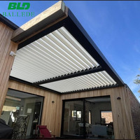 Pergola électrique à toit ouvrant et réglable en aluminium pour restaurant, café, terrasse, jardin et extérieur