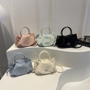 Bolso de mano con lazo de metal para mujer, bolso de moda con asa circular, bolso de hombro con correa extraíble para mujer - Product Image 1