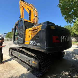 Excavatrice d'occasion HYUNDAI 220-9S Prix avantageux excellentes performances Excavatrice d'occasion HYUNDAI à vendre - Product Image 1