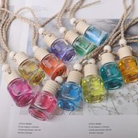 Diffuseur d'huiles essentielles pour voiture personnalisé de 8 ml, parfum d'ambiance, flacon de parfum, ornement, diffuseur d'air suspendu, pendentif