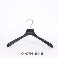 Cintres en plastique d'affichage de qualité supérieure manteaux de vêtements formels parfaits pour les magasins de vêtements au détail cintre de costume élégant