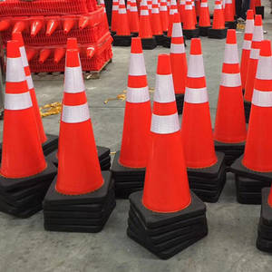 交通安全保護用PVCトラフィックコーン交通標識と交通警告ポスト - Product Image 5