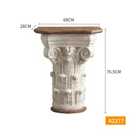 Table d'appoint en bois de style campagnard français avec colonne romaine, table basse carrée sculptée blanchie à la chaux pour la décoration de la maison et des hôtels