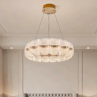 Luminaire suspendu en acrylique et acier inoxydable de luxe, modèle 2026 de Madong Lighting, lampe de salle à manger moderne haut de gamme, unique