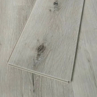 Wasserdichter PVC/LVT-Bodenbelag Vinyl-Planken Selbstklebende Bodenmatte Trockenklebematte Teppich Innendekoration Luxus-Vinylfliesen