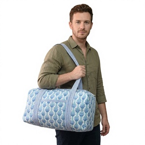 Sac de voyage matelassé grand format de qualité supérieure, spacieux, léger, en coton doux, sac fourre-tout pour femme, pour les vacances, les affaires et le quotidien - Product Image 1