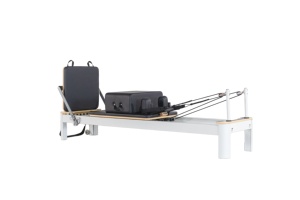 Machines de Pilates Reformer Blanches en Aluminium, Reformer Pilates Professionnel avec Plateforme de Saut, Barre de Pied Réglable, ODM - Product Image 2