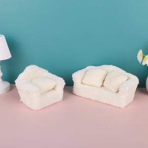 Lindo Sofá de Peluche de Simulación para Casa de Muñecas con Almohada, Mueble en Miniatura, Juguete de Casa de Juegos, Decoración DIY, Regalo para Niños - Product Image 6