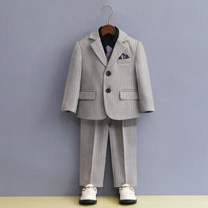 Vente en Gros Gentleman Costumes pour Enfants Garçons Printemps Automne Fleur Robe <span class=keywords><strong>de</strong></span> Mariée Bébé <span class=keywords><strong>Porteur</strong></span> d'Anneau Garçon Costume <span class=keywords><strong>Piano</strong></span> Performance Vêtements - Product Image 3