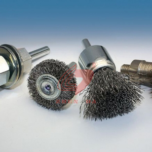 0.25 Inch Hex Shank Fine Crimped Wire End Brush 12500 RPM