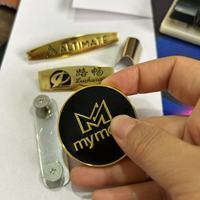 Badge Logo Métallique Personnalisé de Luxe avec Finition Électroplaquée Premium pour Tapis de Voiture Audi A4 (Matériau Tapis)