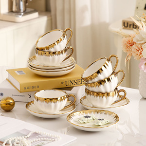 Juego de Tazas de Café Europeas de Lujo, Chapadas en Oro, 250 ml, Juego de 6 Tazas y Platos de Cerámica para Té de la Tarde - Product Image 3