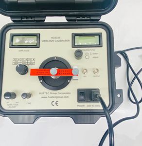 เครื่องสอบเทียบการสั่นสะเทือน HG-5026 สัญญาณไซน์มาตรฐาน สามารถกำหนดการสั่นสะเทือนได้ทุกความถี่ตั้งแต่ 1 ถึง 1280 เฮิรตซ์ - Product Image 4