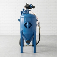Machine de sablage professionnelle à haute pression pour le nettoyage des métaux, utilisant un mélange d'eau et de sable abrasif