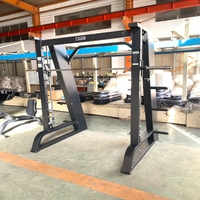 Équipement multifonctionnel de musculation pour la gym : Power Rack et Machine Smith multifonctionnelle