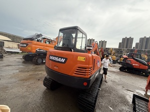 Excavatrice d'occasion de qualité supérieure en bon état Doosan DH55 DH60-7 Mini-pelleuse d'occasion DH70 sur chenilles Faible nombre d'heures de travail - Product Image 2