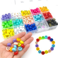 Grosir 300pcs Manik-manik Akrilik Wajah Tersenyum 10mm untuk Pembuatan Perhiasan Gelang Anting Kalung Kerajinan Rantai Ponsel Bahan Liontin