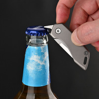 Couteau de poche pliant en alliage de titane avec ouvre-bouteille, lame Tanto, mini porte-clés, couteau EDC avec boîte cadeau