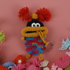 Venta al por mayor hecho a mano de ganchillo <span class=keywords><strong>perro</strong></span> salchicha llavero feo lindo Kawaii clave Protector divertido regalo para niñas accesorios de moda a granel - Product Image 5