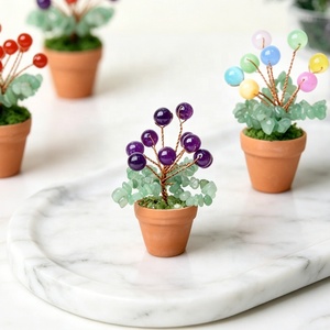 Vente en gros de perles de cristal d'améthyste naturelles pour la guérison, mini-arbre en pot d'argile rouge pour la décoration - Product Image 1