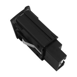 Cargador de coche USB de un solo puerto con carga rápida QC3.0 para Volkswagen Passat 2011 con apertura - Product Image 3