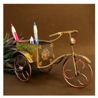 Support de stylos et organisateur de bureau décoratif en métal moderne et écologique, style chariot à 3 roues indien, pour la maison, le bureau et le salon
