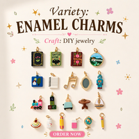 Manna Playful - Dijes Decorativos de Metal con Dibujos Animados en 3D, Dijes con Pintura Esmaltada - Libros/Lápices/Papelería