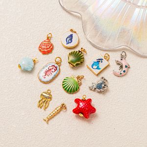 Ciondolo per collana in rame con stampa colorata a goccia d'olio serie Oceano, con pesce, conchiglia, stella marina, perla e albero, e charm per bracciale - Product Image 4